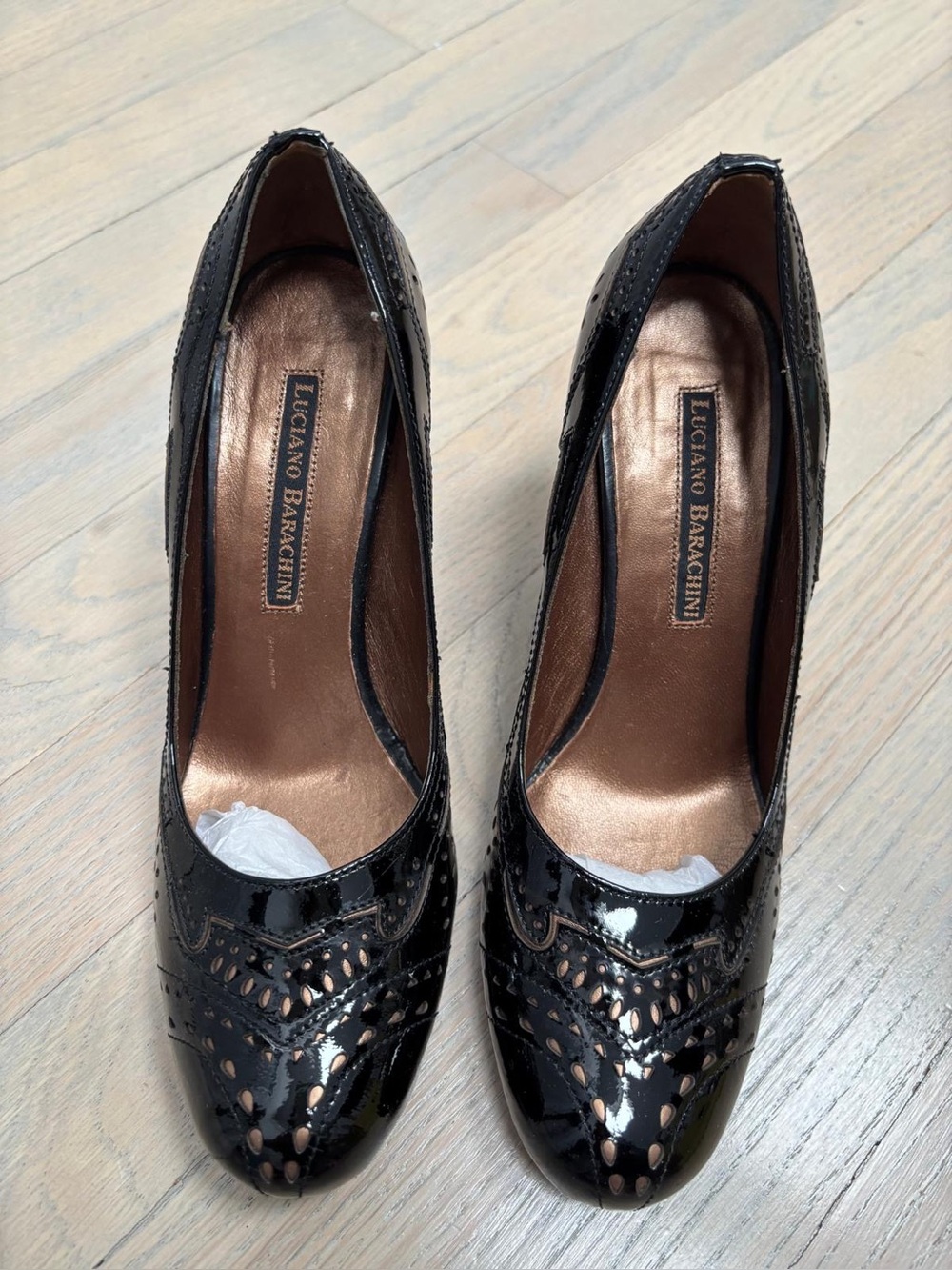 Black Patent Leather Perforated Women's Pumps